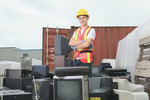 Professional waste collection in Calamvale